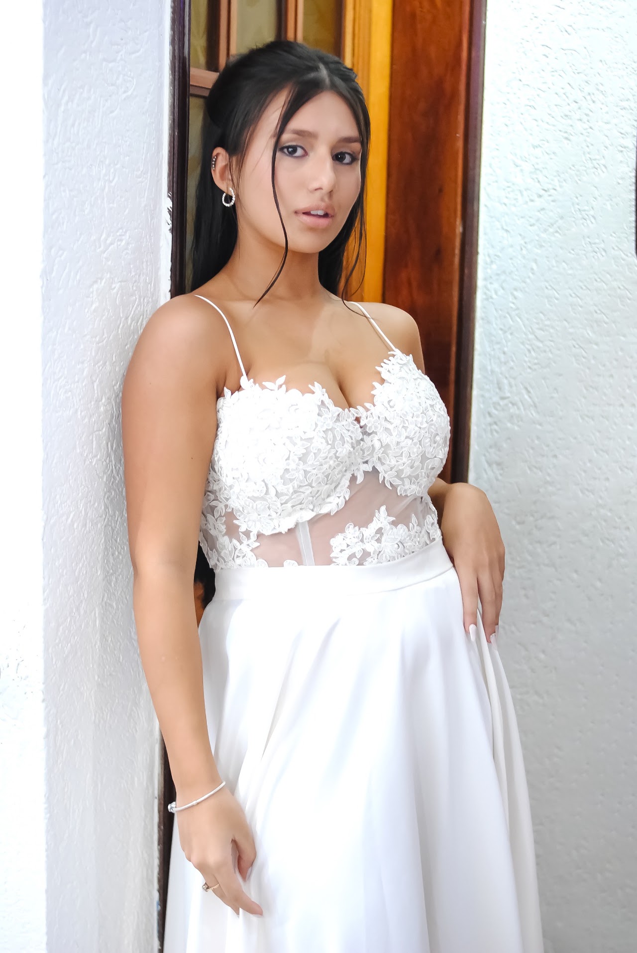 Book fotográfico con vestido elegante en locación